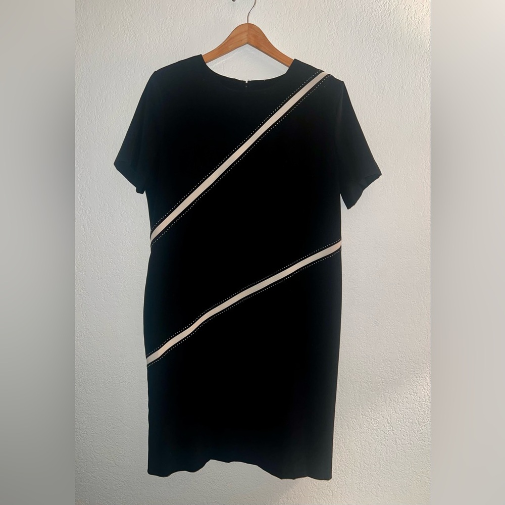 VTG Sag Harbor Black Shift Dress | Graphic Stripe Detail | Size 16
